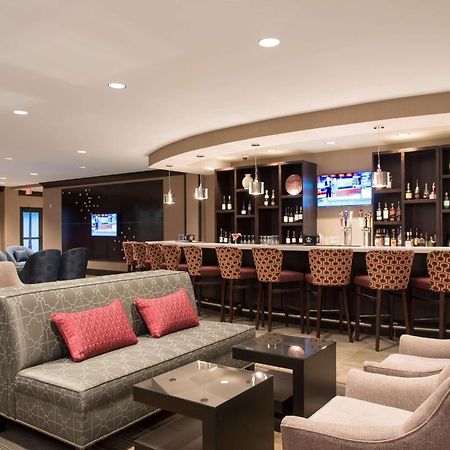 Doubletree By Hilton Schenectady Hotel Екстериор снимка