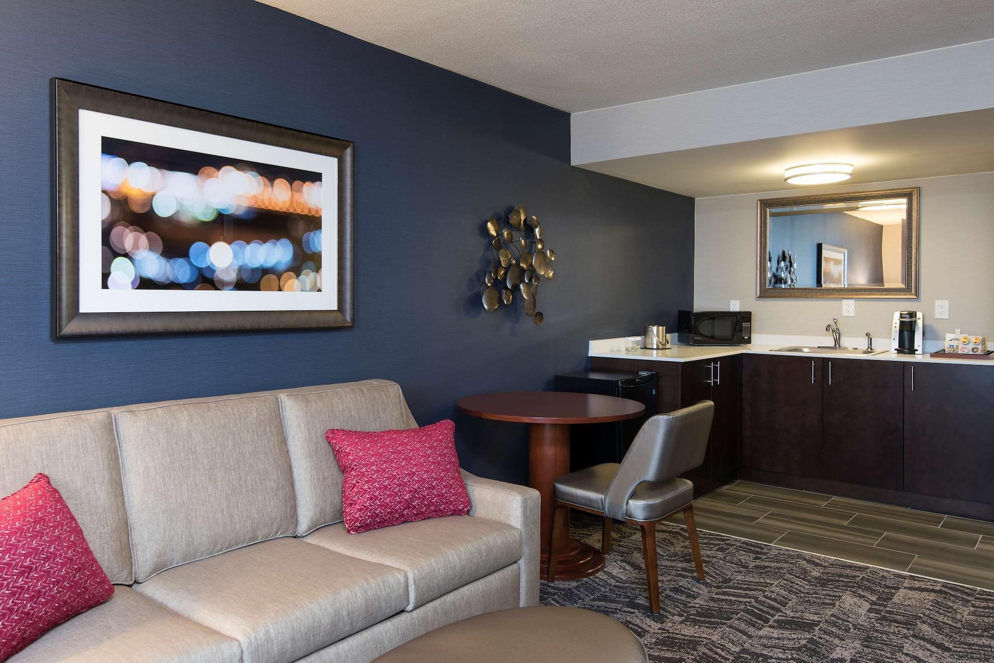 Doubletree By Hilton Schenectady Hotel Екстериор снимка