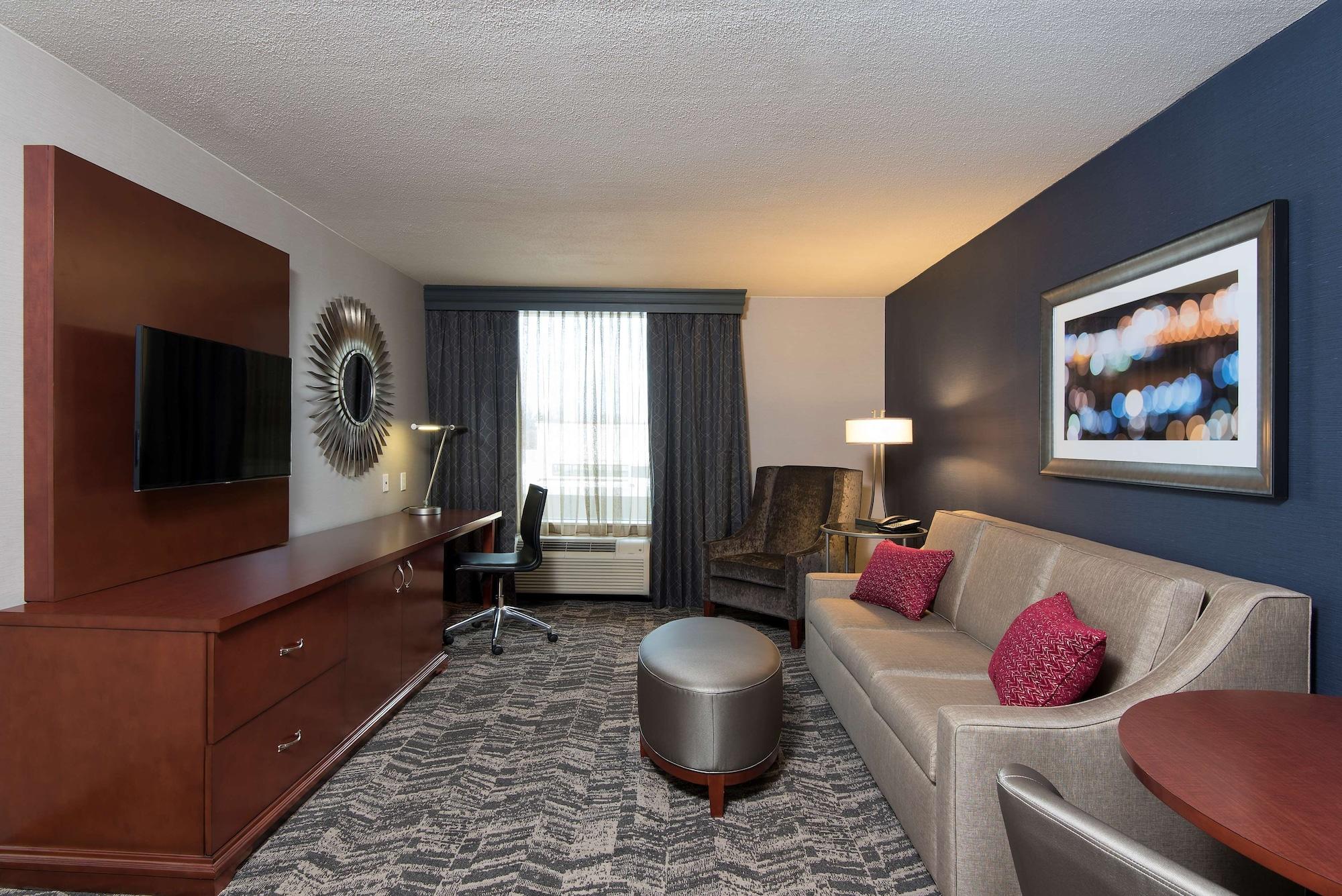 Doubletree By Hilton Schenectady Hotel Екстериор снимка