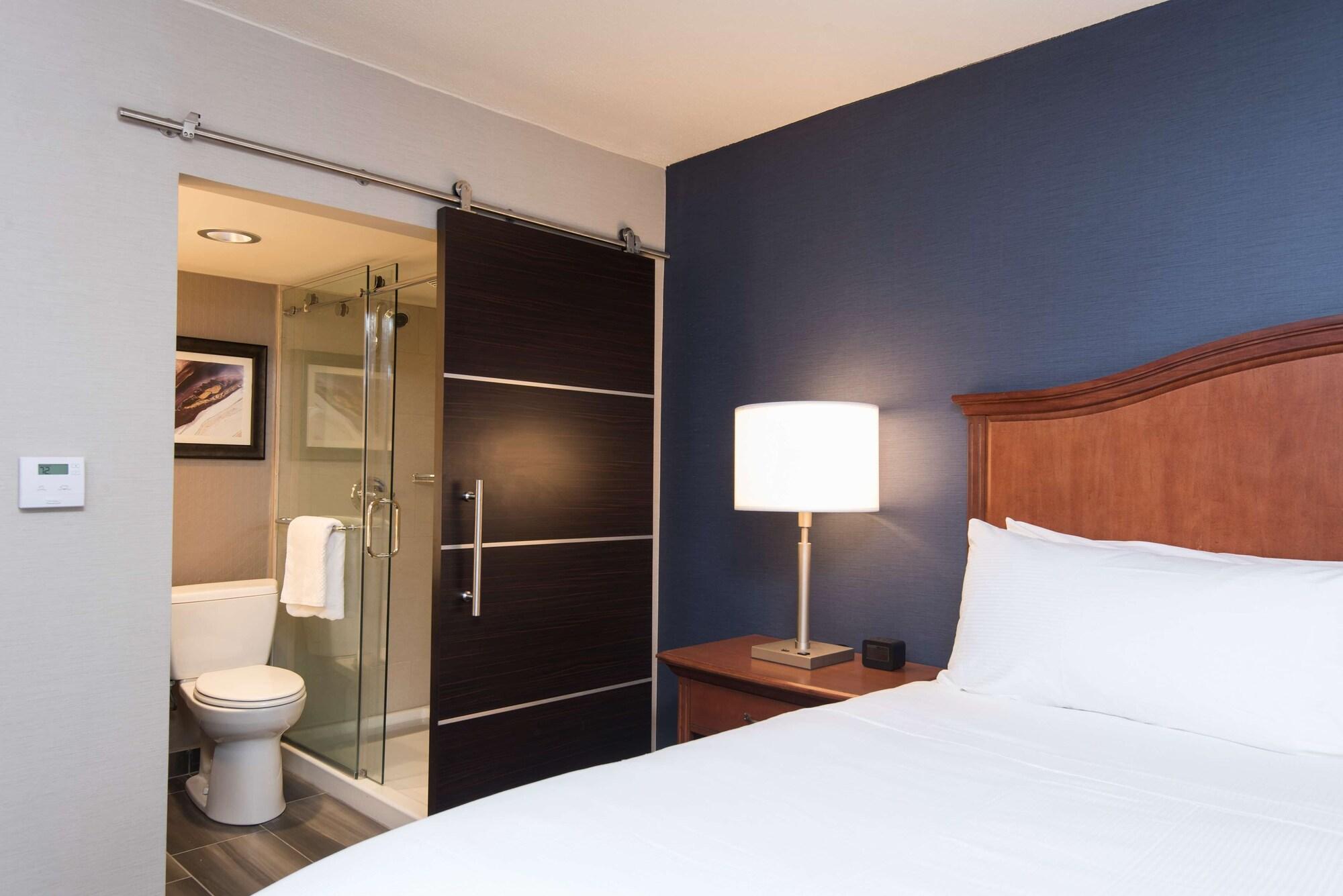 Doubletree By Hilton Schenectady Hotel Екстериор снимка
