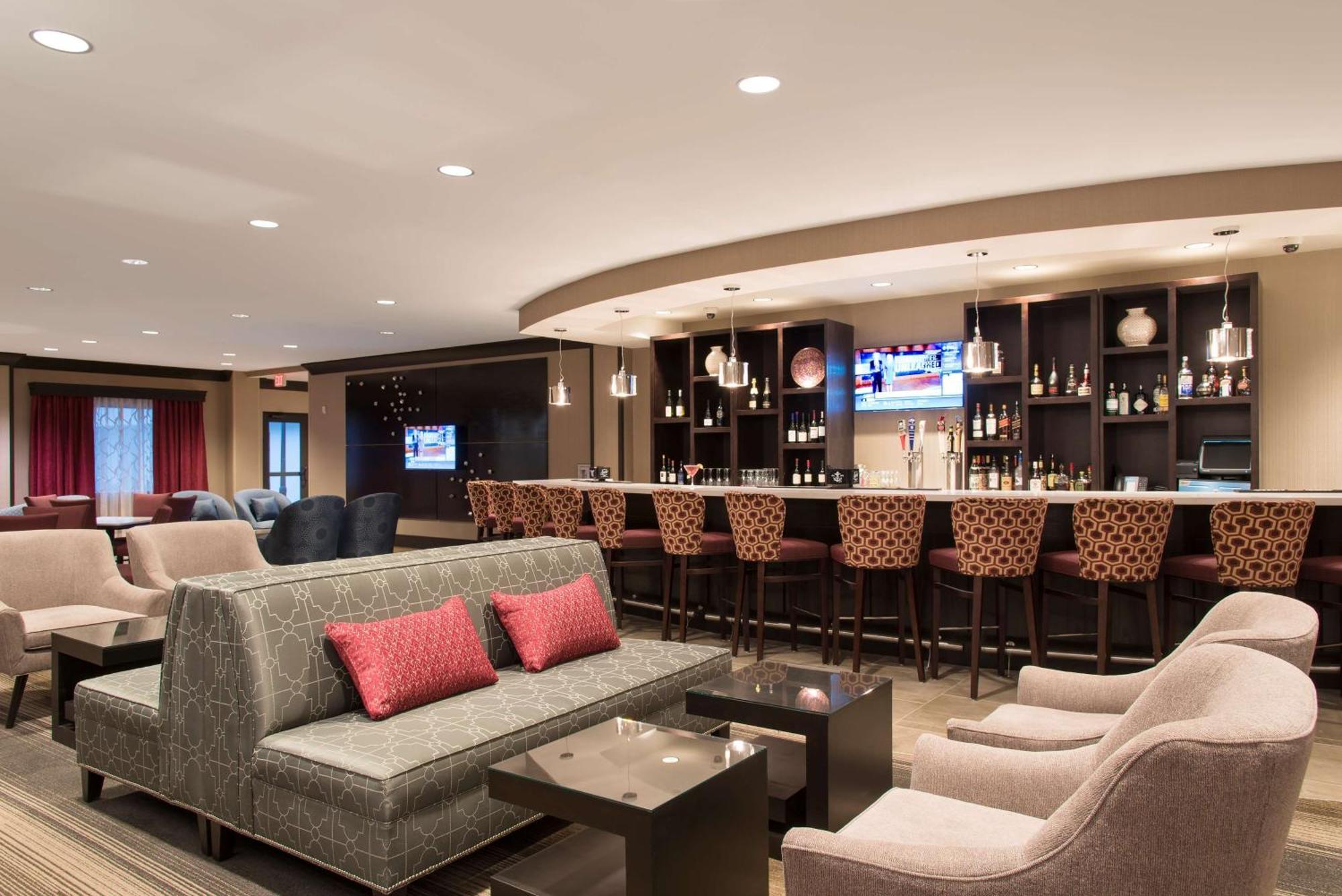 Doubletree By Hilton Schenectady Hotel Екстериор снимка